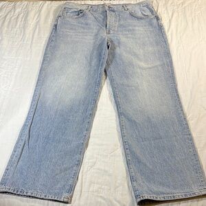 Zara Women's Light Wash High-Rise Wide-Leg Rigid Denim Skater-Vibe Jeans Size 14